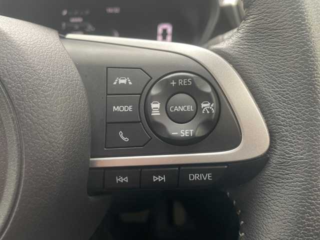 トヨタ ライズ Z 広島県 2022(令4)年 2.7万km ナチュラルベージュマイカM 禁煙車/ハイブリッド/スマートアシスト/・衝突軽減/・車線逸脱/・オートマチックハイビーム/・レーダークルーズコントロール/BSM/クリアランスソナー/純正ナビ（NSZT-W68T）/・フルセグ/CD/DVD/Bluetooth/SD/SDREC/パノラマモニター/革巻きステアリング/ステアリングスイッチ/オートライト/電動パーキングブレーキ/ブレーキホールド/LEDヘッドライト/フォグランプ/前後ドライブレコーダー（TZ-DR300）/ETC2.0/シートヒーター/フロアマット