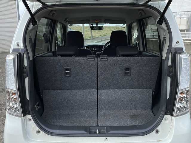 スズキ ワゴンＲ スティングレー X 新潟県 2013(平25)年 12.2万km パールホワイト 4WD/CD/USB/AUX/ドライブレコーダー/ベンチシート/シートヒーター /ミラーヒーター/アイドリングストップ/スマートキー/プッシュスタート/キセノンヘッドライト/オートライト/フォグランプ/純正14インチAW夏タイヤ車載
