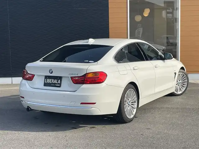 ＢＭＷ ４２０ｉ グランクーペ ラグジュアリー 栃木県 2016(平28)年 3万km アルピンホワイトⅢ インテリジェントセーフティ/コンフォートアクセス/ナビ /バックカメラ/ミラーETC/ACC/茶革シート/パワーシート /シートヒーター /キセノンヘッドライト/オートライト/バックソナー /パワーバックドア