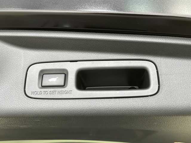 ホンダ オデッセイ ハイブリッド e:HEVアブソルート EX 長野県 2021(令3)年 2.7万km プレミアムスパークルブラックパール 純正メモリナビ&フルセグTV&CD&DVD&BT/ホンダセンシング/アダプティブクルーズコントロール/レーンキープアシスト/衝突軽減ブレーキ/コーナーセンサー/ブラインドスポットモニター/先行車発進告知/標識認識表示/両側パワースライドドア/パワーバックドア/ハーフレザシート/前席シートヒーター/ステアリングスイッチ/2列目サンシェード/オットマン/ウォークスルー/全方位カメラ/ビルトインETC2.0/LEDヘッドライト/オートライト/電動格納ミラー/ウィンカーミラー/電動ホールド/ブレーキホールド/純正18インチAW装着/純正フロアマット/プッシュスタート/スマートキー/スペアキー1本/取扱説明書/保証書