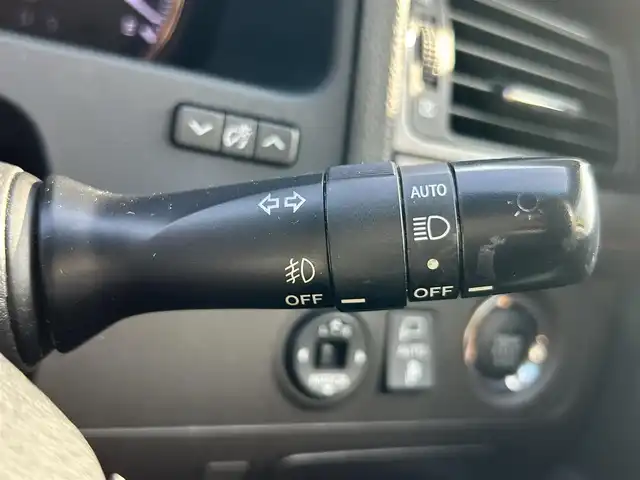 トヨタ クラウン アスリート スペシャルパッケージ 京都府 2012(平24)年 8.8万km ブラック (株)IDOMが運営する【じしゃロン伏見店】の自社ローン専用車両になりますこちらは現金またはオートローンご利用時の価格です。自社ローンご希望の方は別途その旨お申付け下さい/スマートキー/プッシュスタート/バックカメラ/ＥＴＣ/クルーズコントロール/ステアリングリモコン/電動格納ドアミラー/パワーウインドウ/防眩ミラー/オートライト/エアロ/オートライト/取扱説明書