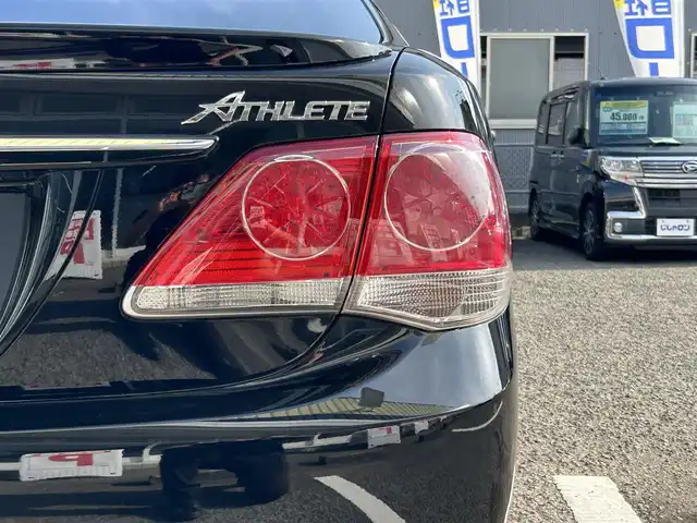 トヨタ クラウン アスリート スペシャルパッケージ 京都府 2012(平24)年 8.8万km ブラック (株)IDOMが運営する【じしゃロン伏見店】の自社ローン専用車両になりますこちらは現金またはオートローンご利用時の価格です。自社ローンご希望の方は別途その旨お申付け下さい/スマートキー/プッシュスタート/バックカメラ/ＥＴＣ/クルーズコントロール/ステアリングリモコン/電動格納ドアミラー/パワーウインドウ/防眩ミラー/オートライト/エアロ/オートライト/取扱説明書