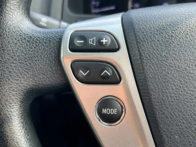 トヨタ クラウン アスリート スペシャルパッケージ 京都府 2012(平24)年 8.8万km ブラック (株)IDOMが運営する【じしゃロン伏見店】の自社ローン専用車両になりますこちらは現金またはオートローンご利用時の価格です。自社ローンご希望の方は別途その旨お申付け下さい/スマートキー/プッシュスタート/バックカメラ/ＥＴＣ/クルーズコントロール/ステアリングリモコン/電動格納ドアミラー/パワーウインドウ/防眩ミラー/オートライト/エアロ/オートライト/取扱説明書