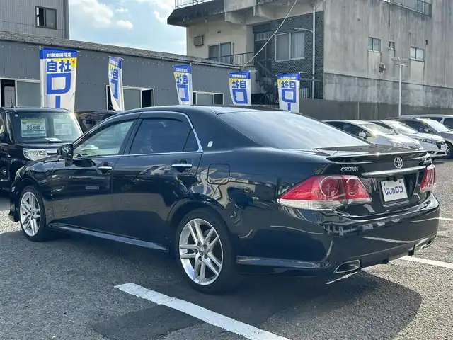 トヨタ クラウン アスリート スペシャルパッケージ 京都府 2012(平24)年 8.8万km ブラック (株)IDOMが運営する【じしゃロン伏見店】の自社ローン専用車両になりますこちらは現金またはオートローンご利用時の価格です。自社ローンご希望の方は別途その旨お申付け下さい/スマートキー/プッシュスタート/バックカメラ/ＥＴＣ/クルーズコントロール/ステアリングリモコン/電動格納ドアミラー/パワーウインドウ/防眩ミラー/オートライト/エアロ/オートライト/取扱説明書