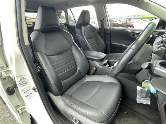 トヨタ ＲＡＶ４ ハイブリットG 青森県 2020(令2)年 9万km ホワイトパールクリスタルシャイン 純正ディスプレイオーディオ/フルセグTV/BT/USB/前方ドライブレコーダー/ETC2.0/デジタルインナーミラー/レーダー探知機/パワーバックドア/トヨタセーフティセンス/パノラミックビューモニター/バックカメラ/アダプティブクルーズコントロール/ハイビームアシスト/オートライト/D席パワーシート/ステアリングヒーター/LEDヘッドライト/フォグランプ/純正フロアマット/18インチ純正AW付スタッドレスタイヤ積込/スマートキー×２