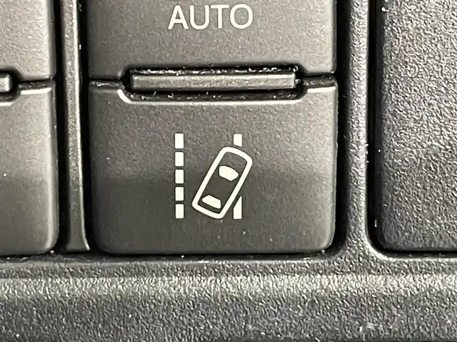 トヨタ ヴォクシー ZS 煌Ⅱ 愛知県 2019(平31)年 3.6万km ブラッキッシュアゲハガラスフレーク 純正１０インチナビ/モデリスタエアロ/両側パワースライドドア/衝突軽減ブレーキ/レーンキープアシスト/クリアランスソナー/先行車発進告知/クルーズコントロール/ドライブレコーダー/ビルトインＥＴＣ/バックカメラ/アクセサリーソケット/アイドリングストップ/LEDヘッドライト/オートハイビーム/ISOFIX/純正フロアマット/純正16インチアルミホイール