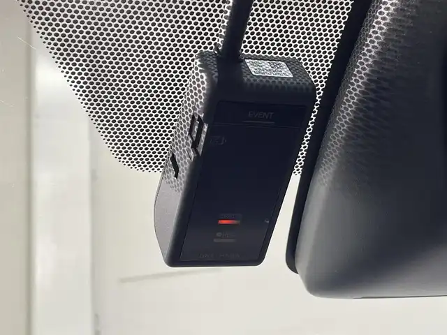 トヨタ ヴォクシー ZS 煌Ⅱ 愛知県 2019(平31)年 3.6万km ブラッキッシュアゲハガラスフレーク 純正１０インチナビ/モデリスタエアロ/両側パワースライドドア/衝突軽減ブレーキ/レーンキープアシスト/クリアランスソナー/先行車発進告知/クルーズコントロール/ドライブレコーダー/ビルトインＥＴＣ/バックカメラ/アクセサリーソケット/アイドリングストップ/LEDヘッドライト/オートハイビーム/ISOFIX/純正フロアマット/純正16インチアルミホイール