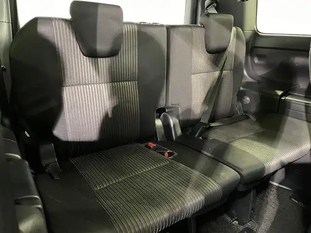 トヨタ ヴォクシー ZS 煌Ⅱ 愛知県 2019(平31)年 3.6万km ブラッキッシュアゲハガラスフレーク 純正１０インチナビ/モデリスタエアロ/両側パワースライドドア/衝突軽減ブレーキ/レーンキープアシスト/クリアランスソナー/先行車発進告知/クルーズコントロール/ドライブレコーダー/ビルトインＥＴＣ/バックカメラ/アクセサリーソケット/アイドリングストップ/LEDヘッドライト/オートハイビーム/ISOFIX/純正フロアマット/純正16インチアルミホイール