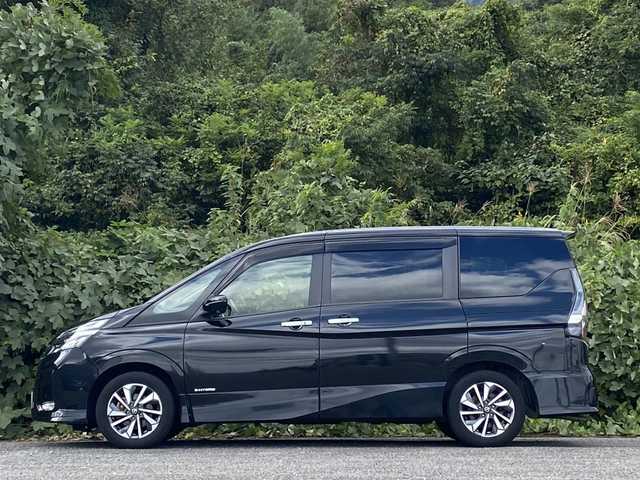 日産 セレナ ハイウェイスター V 大分県 2021(令3)年 6.2万km ダイヤモンドブラック プロパイロット/アラウンドビューモニター/アルパインメモリーナビ/フルセグ/Bluetooth/DVD/スマートルームミラー/両側パワースライドドア /ワンタッチスライドドア/純正LEDヘッドライト/オートライトコントロール/アダプティブクルーズコントロール/レーンキープアシスト/前後ドライブレコーダー/純正16インチアルミホイール/ETC/スマートキー/エンジンプッシュスタート/前後クリアランスソナー
