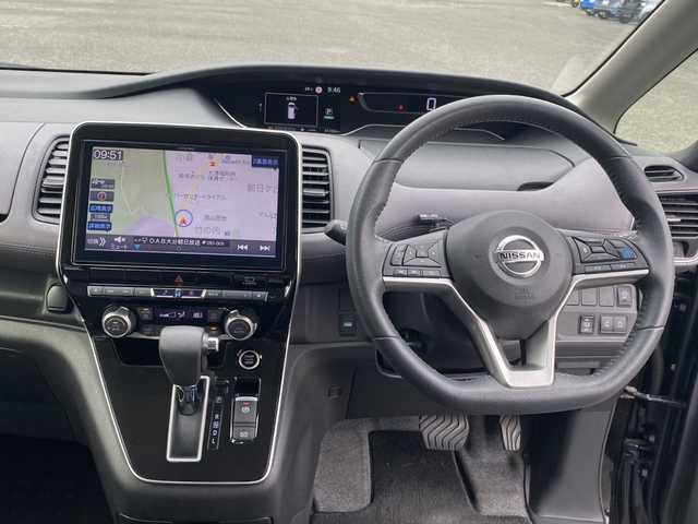 日産 セレナ ハイウェイスター V 大分県 2021(令3)年 6.2万km ダイヤモンドブラック プロパイロット/アラウンドビューモニター/アルパインメモリーナビ/フルセグ/Bluetooth/DVD/スマートルームミラー/両側パワースライドドア /ワンタッチスライドドア/純正LEDヘッドライト/オートライトコントロール/アダプティブクルーズコントロール/レーンキープアシスト/前後ドライブレコーダー/純正16インチアルミホイール/ETC/スマートキー/エンジンプッシュスタート/前後クリアランスソナー