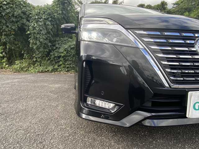 日産 セレナ ハイウェイスター V 大分県 2021(令3)年 6.2万km ダイヤモンドブラック プロパイロット/アラウンドビューモニター/アルパインメモリーナビ/フルセグ/Bluetooth/DVD/スマートルームミラー/両側パワースライドドア /ワンタッチスライドドア/純正LEDヘッドライト/オートライトコントロール/アダプティブクルーズコントロール/レーンキープアシスト/前後ドライブレコーダー/純正16インチアルミホイール/ETC/スマートキー/エンジンプッシュスタート/前後クリアランスソナー
