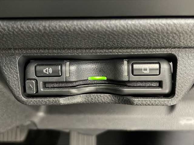 スバル インプレッサ ST－G 長野県 2023(令5)年 0.7万km クリスタルホワイトP 純正ナビ/フルセグTV/Bluetooth Audio/USB接続/全方位カメラ/前後ドライブレコーダー/純正17インチアルミ/アイサイト/レーダークルーズコントロール/レーンキープアシスト/スマートキー/プッシュスタート/LEDヘッドライト/オートライト/コーナーセンサー/パドルシフト/ETC/スペアキー