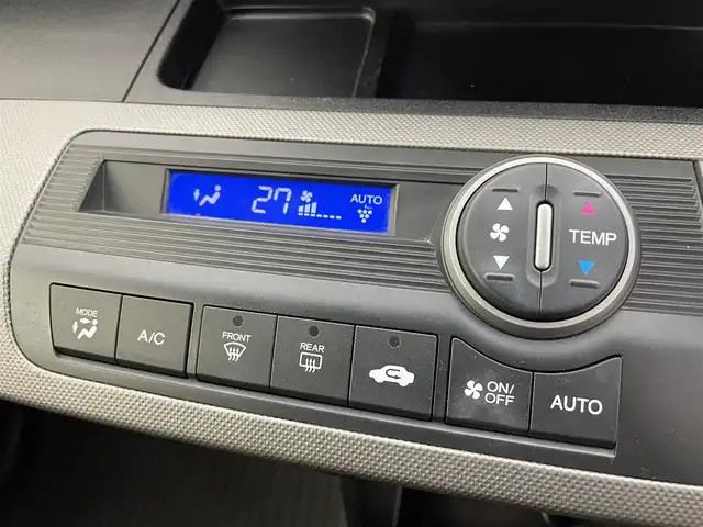 ホンダ フリード ハイブリット ジャストセレクション 富山県 2014(平26)年 5.8万km モダンスティールM 純正ナビ（CD　DVD　bluetooth）/ワンセグTV（走行中可）/バックカメラ/ビルトインETC/両側パワースライドドア/スマートキー/オートライト/HIDヘッドライト/クルーズコントロール/横滑防止装置/純正マット、社外バイザー