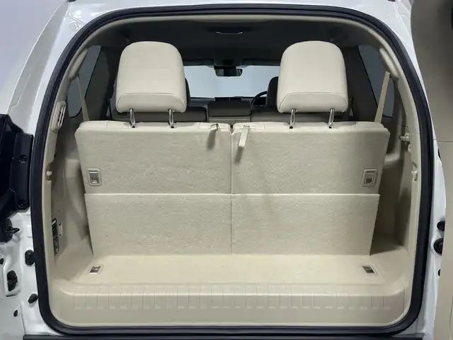 トヨタ ランドクルーザー プラド TX Lパッケージ 大阪府 2022(令4)年 2万km ホワイトパールクリスタルシャイン ベージュ革シート 純正9incナビTV バックカメラ パワーシート/ヒーター/エアコン レーダークルコン 衝突軽減ブレーキ レーンアシスト オートハイビーム ルーフレール クリアランスソナー 4WD