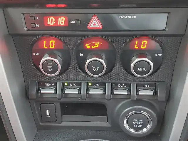 トヨタ ８６ GT リミテッド 東京都 2012(平24)年 7.2万km ライトニングレッド カロッツェリア ディスプレイオーディオ/CD/DVD/BT/AM/FM/USB/AppleCarplay/androidauto/バックカメラ/ハーフレザーシート/シートヒーター/モデリスタフルエアロ/ETC/ドライブレコーダー/MTモード付AT/パドルシフト