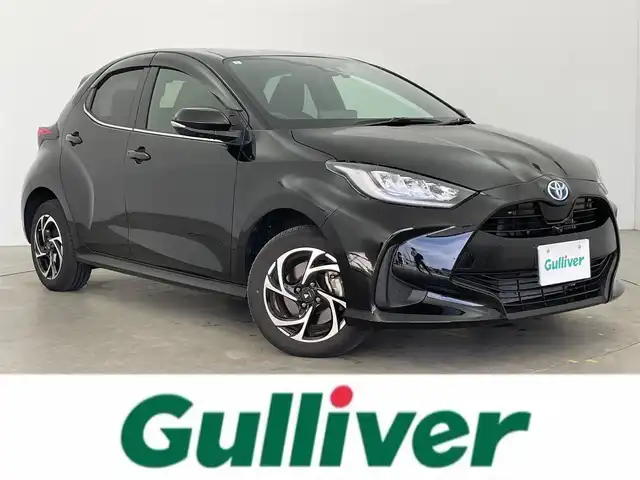 トヨタ ヤリス ハイブリッド Z 富山県 2023(令5)年 2.5万km ブラック 純正ディスプレイオーディオ（AM/FM/BT/USB/フルセグ）/全方位カメラ/ドライブレコーダー/ビルトインETC/D/N席シートヒーター/ハンドルヒーター/ブラインドスポットモニター/衝突被害軽減システム/レーダークルーズコントロール/レーンキープアシスト/コーナーセンサー/横滑り防止装置/アイドリングストップ/モデリスタアルミホイール/社外アルミホイール付冬タイヤ有/純正フロアマット/オートLEDライト/オートマチックハイビーム/革巻きステアリング/ステアリングスイッチ/スマートキー/スペアキー