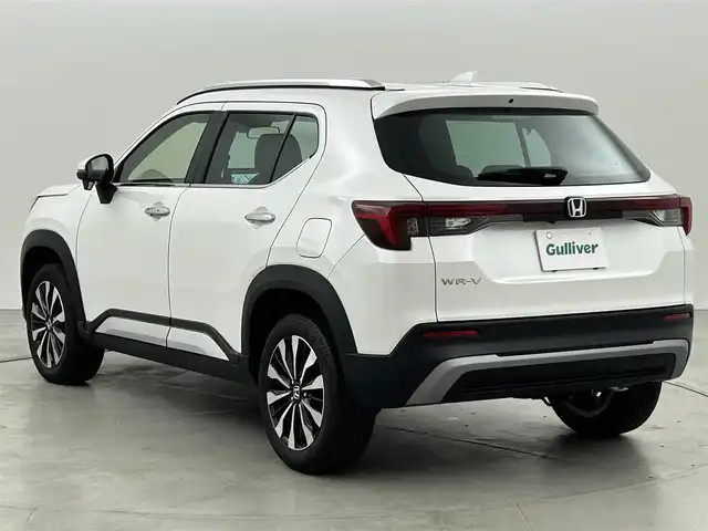 ホンダ ＷＲ－Ｖ Z+ 福岡県 2024(令6)年 0.1万km未満 プラチナホワイトパール 純正８型ナビ（ＢＴ，フルセグＴＶ）　/バックカメラ　/ＡＣＣ　/コーナーセンサー　/衝突軽減ブレーキ　/レーンキープ　/アクセル踏み間違い防止　/パドルシフト／ＭＴモード付　/ハーフレザー　/純正１７インチＡＷ　/ＬＥＤ