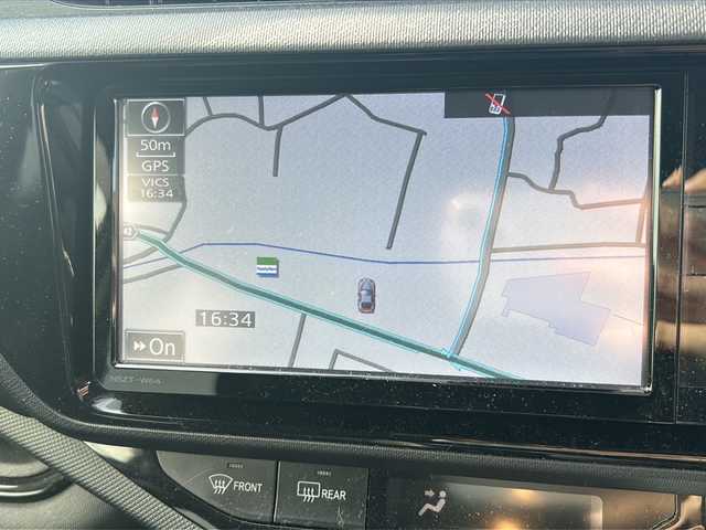 トヨタ アクア G 鹿児島県 2016(平28)年 4.7万km ライムホワイトパールクリスタルシャイン 純正ナビ/Bluetooth/CD/DVD/TV/AM/FM/ETC/ドライブレコーダー/バックモニター/フルセグ/クルーズコントロール/衝突軽減装置/レーン逸脱アラーム/純正フロアマット/オートライト/電動格納ミラー