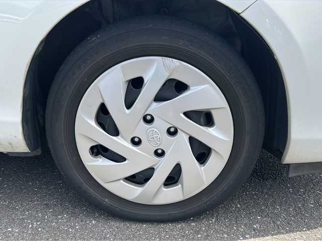 トヨタ アクア G 鹿児島県 2016(平28)年 4.7万km ライムホワイトパールクリスタルシャイン 純正ナビ/Bluetooth/CD/DVD/TV/AM/FM/ETC/ドライブレコーダー/バックモニター/フルセグ/クルーズコントロール/衝突軽減装置/レーン逸脱アラーム/純正フロアマット/オートライト/電動格納ミラー