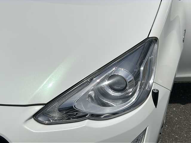 トヨタ アクア G 鹿児島県 2016(平28)年 4.7万km ライムホワイトパールクリスタルシャイン 純正ナビ/Bluetooth/CD/DVD/TV/AM/FM/ETC/ドライブレコーダー/バックモニター/フルセグ/クルーズコントロール/衝突軽減装置/レーン逸脱アラーム/純正フロアマット/オートライト/電動格納ミラー