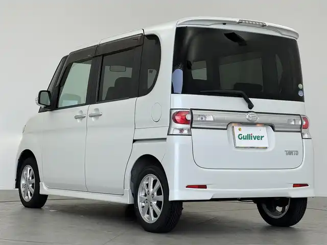 ダイハツ タント カスタム X 愛知県 2008(平20)年 7.7万km パールホワイトⅢ リモコンキー　/ベンチシート　/片側スライドドア/キセノンヘッドライト/フォグランプ/純正14インチアルミホイール/電格ミラー/社外アルミホイールスタッドレスタイヤ/取扱説明書/保証書/スペアキー