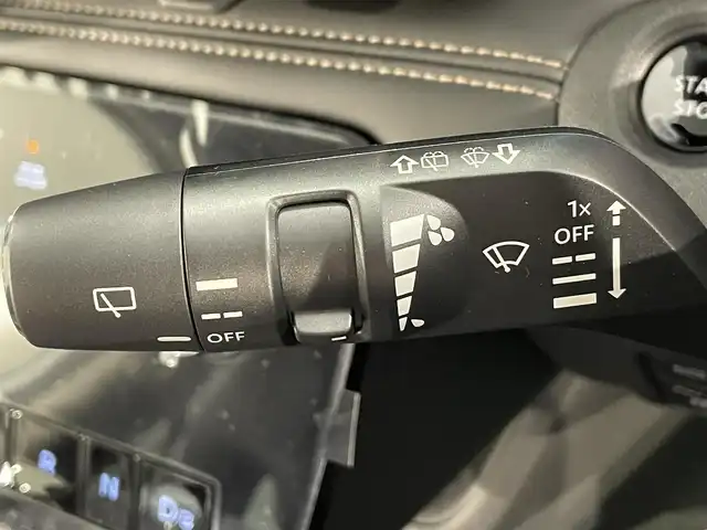 日産 セレナ e－パワー ハイウェイスター V 愛知県 2025(令7)年 0.1千km プリズムホワイト 登録済未使用車　/純正１２．３インチナビ　/（AM/FM/フルセグTV/Bluetooth/USB/CarPlay)/純正フリップダウンモニタ―　/アラウンドビューモニター　/プロパイロット　/衝突軽減ブレーキ　/踏み間違い防止/標識認知機能/両側電動スライドドア　/ビルトインＥＴＣ２．０　/ワイヤレス充電　/デジタルインナーミラー/ドライブレコーダー/クリアランスソナー/後側方車両検知警報（BSW)/SOSコール/プッシュスタート　/　　-スマートキー