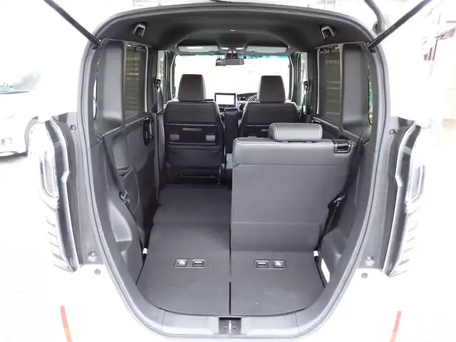 ホンダ Ｎ ＢＯＸ カスタム L ターボ 千葉県 2021(令3)年 1.6万km プラチナホワイトパール 8インチナビ(AVIC-RL811)/・フルセグテレビ/・CD/DVD/・Bluetooth/・ミュージックサーバー/バックカメラ/ドライブレコーダー前後/ETC/ホンダセンシング/・衝突軽減ブレーキ/・誤発進抑制機能/・後方誤発進抑制機能/・歩行者事故低減ステアリング/・路外逸脱抑制機能/・先行車発進お知らせ機能/・標識認識機能/・オートハイビーム/クルーズコントロール/パドルシフト/LEDヘッドライト/LEDフォグライト/両側パワースライドドア /純正15インチAW
