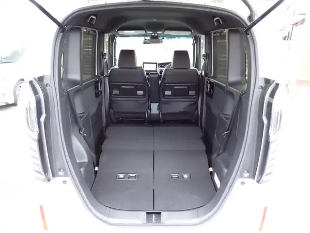 ホンダ Ｎ ＢＯＸ カスタム L ターボ 千葉県 2021(令3)年 1.6万km プラチナホワイトパール 8インチナビ(AVIC-RL811)/・フルセグテレビ/・CD/DVD/・Bluetooth/・ミュージックサーバー/バックカメラ/ドライブレコーダー前後/ETC/ホンダセンシング/・衝突軽減ブレーキ/・誤発進抑制機能/・後方誤発進抑制機能/・歩行者事故低減ステアリング/・路外逸脱抑制機能/・先行車発進お知らせ機能/・標識認識機能/・オートハイビーム/クルーズコントロール/パドルシフト/LEDヘッドライト/LEDフォグライト/両側パワースライドドア /純正15インチAW