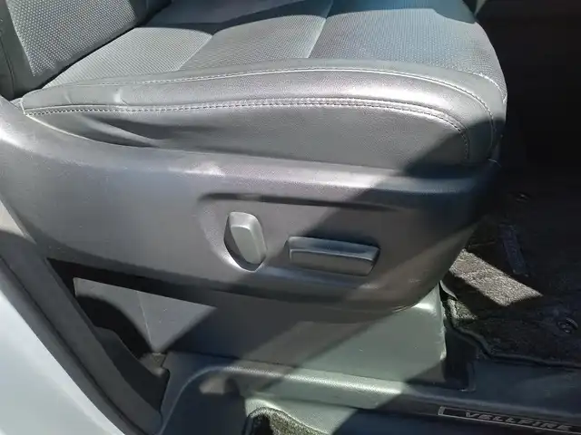 トヨタ ヴェルファイア Z Gエディション 福井県 2019(令1)年 3万km ホワイトパールクリスタルシャイン 純正9型ナビ/CD DVD Bluetooth　フルセグ　AM　FM/両側パワースライドドア/レーダークルーズコントロール/トヨタセーフティセンス/プリクラッシュセーフティシステム/レーンキープアシスト/コーナーセンサー/バックカメラ/ビルトインETC2.0/純正ドライブレコーダー/1.2列目シートヒーター/1.2列目シートベンチレーション/LEDオートライト/社外20インチAW