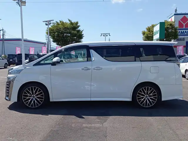トヨタ ヴェルファイア Z Gエディション 福井県 2019(令1)年 3万km ホワイトパールクリスタルシャイン 純正9型ナビ/CD DVD Bluetooth　フルセグ　AM　FM/両側パワースライドドア/レーダークルーズコントロール/トヨタセーフティセンス/プリクラッシュセーフティシステム/レーンキープアシスト/コーナーセンサー/バックカメラ/ビルトインETC2.0/純正ドライブレコーダー/1.2列目シートヒーター/1.2列目シートベンチレーション/LEDオートライト/社外20インチAW