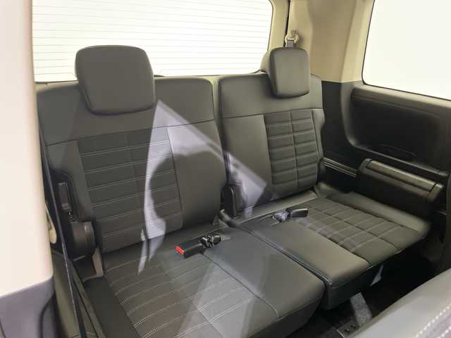 三菱 デリカＤ：５ シャモニー 愛媛県 2025(令7)年 0.1千km ブラックダイヤモンド アルパイン11インチナビ/Bluetooth/フルセグ/レーダークルーズコントロール/バックカメラ/両側電動スライドドア/衝突被害軽減ブレーキ/レーンキープアシスト/ダウンヒルアシストコントロール/ブラインドスポットモニター/電動リアゲート/LEDヘッドライト/オートマチックハイビーム/オートライト/シートヒーター/プッシュスタート/スペアキー