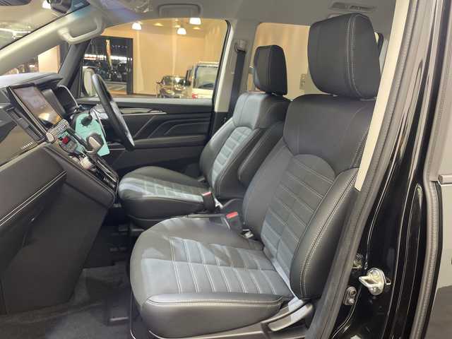 三菱 デリカＤ：５ シャモニー 愛媛県 2025(令7)年 0.1千km ブラックダイヤモンド アルパイン11インチナビ/Bluetooth/フルセグ/レーダークルーズコントロール/バックカメラ/両側電動スライドドア/衝突被害軽減ブレーキ/レーンキープアシスト/ダウンヒルアシストコントロール/ブラインドスポットモニター/電動リアゲート/LEDヘッドライト/オートマチックハイビーム/オートライト/シートヒーター/プッシュスタート/スペアキー