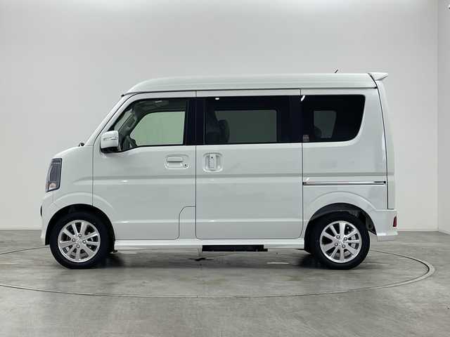 スズキ エブリィ ワゴン PZターボ スペシャル ハイルーフ 群馬県 2025(令7)年 0.1千km パールホワイト 届出済未使用車　１８Km/衝突被害軽減ブレーキ/レーンアシスト/純正７インチディスプレイオーディオ/Bluetooth/AppleCarPlay/AndroidAuto/バックカメラ/両側パワースライドドア/オートステップ/リアコーナーセンサー/運転席シートヒーター/アイドリングストップ/ステアリングリモコン/オートライト/オートハイビーム/LEDヘッドライト/ハロゲンフォグ/ヘッドライトレベライザー/電動格納ミラー/ウィンカーミラー/純正AW/革巻きステアリング/プッシュスタート/スマートキー