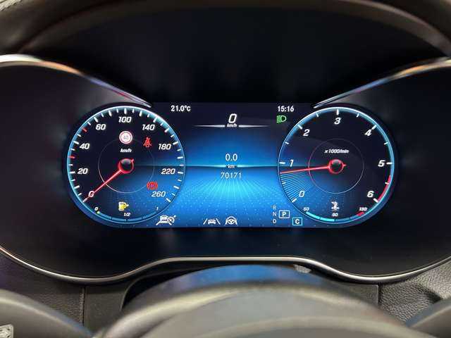 メルセデス・ベンツ ＧＬＣ２２０ d 4マチック AMGライン 千葉県 2020(令2)年 7.1万km オブシディアンブラック レザーエクスクルーシブＰＫＧ　/サンルーフ　/Ｂｕｒｍｅｓｔｅｒ　/黒革シート　/ベンチレーション　/シートヒーター　/パワーシート　/アンビエントライト　/電動リアゲート　/３６０°カメラ/レーダーセーフティＰＫＧ