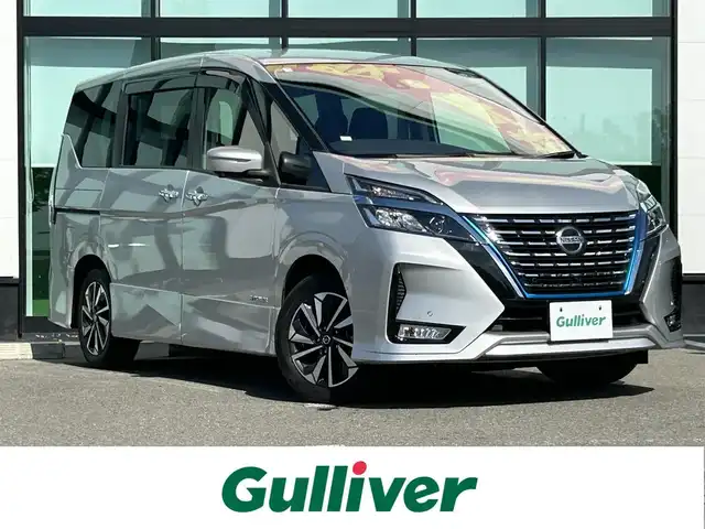 日産 セレナ e－パワー ハイウェイスター V 和歌山県 2020(令2)年 0.8万km ブリリアントシルバー 純正１０インチナビ/全方位カメラ/フルセグTV/衝突軽減ブレーキ/レーダークルコン/前後コーナーセンサー/オートライト/ドラレコ/ETC/社外フリップダウンモニター/両側パワスラ/ハンズフリーオートスライド/LEDヘッドライト/フォグランプ/オートホールド