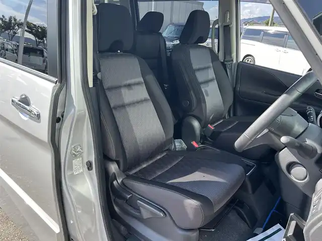 日産 セレナ e－パワー ハイウェイスター V 和歌山県 2020(令2)年 0.8万km ブリリアントシルバー 純正１０インチナビ/全方位カメラ/フルセグTV/衝突軽減ブレーキ/レーダークルコン/前後コーナーセンサー/オートライト/ドラレコ/ETC/社外フリップダウンモニター/両側パワスラ/ハンズフリーオートスライド/LEDヘッドライト/フォグランプ/オートホールド