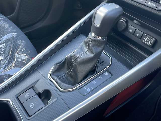 トヨタ ライズ Z 青森県 2025(令7)年 0.1千km ブラックマイカメタリック/シャイニングホワイトパール 4WD/登録済未使用車/登録時走行10km/寒冷地仕様/純正9インチDオーディオ・フルセグ/Bluetooth・USB・HDMI/バックカメラ/前席シートヒーター/スマートアシスト/衝突軽減ブレーキ/追従クルーズコントロール/レーンキープコントロール/アダプティブクルーズコントロール/コーナーセンサー/ワイパーデアイサー/LEDヘッドライト/LEDフォグランプ/純正17インチアルミ/純正フロアマット/純正ドアバイザー