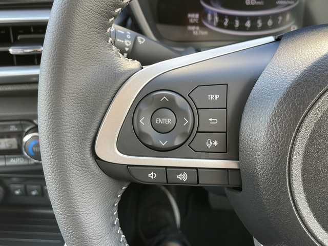 トヨタ ライズ Z 青森県 2025(令7)年 0.1千km ブラックマイカメタリック/シャイニングホワイトパール 4WD/登録済未使用車/登録時走行10km/寒冷地仕様/純正9インチDオーディオ・フルセグ/Bluetooth・USB・HDMI/バックカメラ/前席シートヒーター/スマートアシスト/衝突軽減ブレーキ/追従クルーズコントロール/レーンキープコントロール/アダプティブクルーズコントロール/コーナーセンサー/ワイパーデアイサー/LEDヘッドライト/LEDフォグランプ/純正17インチアルミ/純正フロアマット/純正ドアバイザー