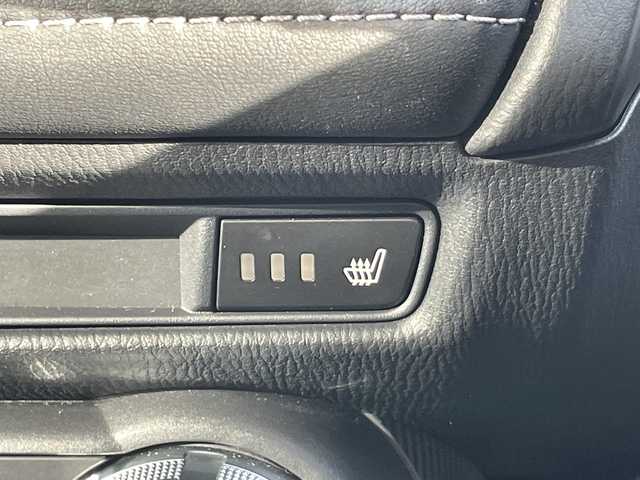 マツダ デミオ 13S ブラックレザーリミテッド 愛知県 2016(平28)年 3.1万km スノーフレイクホワイトパールマイカ 純正ナビ　SDカードなし/シートヒーター/バックカメラ/ヘッドアップディスプレイ/純正アルミホイール/LEDヘッドライト/ドライブレコーダー/ETC/フルセグ/CD DVD/Bluetooth/ステアリングスイッチ/スマートキー/プッシュスタート