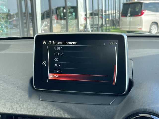 マツダ デミオ 13S ブラックレザーリミテッド 愛知県 2016(平28)年 3.1万km スノーフレイクホワイトパールマイカ 純正ナビ　SDカードなし/シートヒーター/バックカメラ/ヘッドアップディスプレイ/純正アルミホイール/LEDヘッドライト/ドライブレコーダー/ETC/フルセグ/CD DVD/Bluetooth/ステアリングスイッチ/スマートキー/プッシュスタート