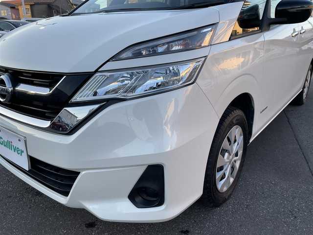日産 セレナ X VセレクションⅡ 道央・札幌 2019(平31)年 6.1万km ブリリアントホワイトパール 2トーン 登録時走行距離60249km/ワンオーナー/　４　W　D　/寒冷地仕様/社外ナビ（CD/DVD/FM/AM/SD/BT/USB)/フルセグ（走行中視聴可能）/バックカメラ/ウィンカーミラー/クルーズコントロール（追従走行なし）/ドアバイザー/プッシュスタート/両側パワースライドドア/３列シート/ドライブレコーダー（前方）/ウォークスルー/純正フロアマット/横滑り防止装置/オートライト/衝突軽減ブレーキ/ステアリングスイッチ/イルミネーションコントロール/ヘッドライトレベライザー/ワイパー間欠時間コントローラー/ECOスイッチ/電動格納ミラー/バニティミラー/積込夏タイヤ/（社外AW/195/65/R15/22年製/溝6mm）