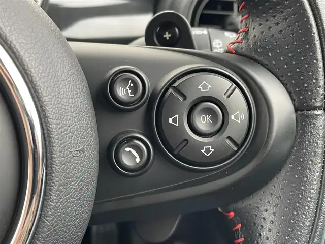 ＭＩＮＩ ミニ ジョンクーパーワークス 静岡県 2018(平30)年 4.7万km ペッパー・ホワイト インテリセーフティ衝突軽減ブレーキ/アクティブクルーズコントロール/ｈａｒｍａｎ／ｋａｒｄｏｎ/ヘッドアップディスプレイ/純正HDDナビBluetooth タッチパネルモニター/バックカメラ/社外インターフェース　フルセグTVチューナー/MINIドライビングMODE/アンビエントライト /シートヒーター /コンフォートアクセス/ドライブレコーダー/ミラー一体型DSRCETC