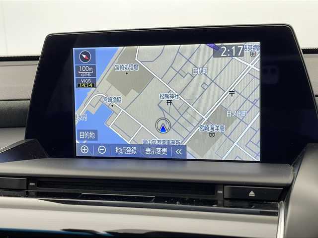 トヨタ クラウン ハイブリッド RS アドバンス 宮崎県 2018(平30)年 1.3万km ホワイトパールクリスタルシャイン 禁煙車/トヨタセーフティセンス/純正9.8型ディスプレイオーディオナビTV/（T-CONNECT/CD/DVD/Bluetooth/フルセグTV)/純正ビルトイン2.0ETC/純正ドライブレコーダー/純正LEDオートライト/純正LEDフォグ/純正18インチアルミ/純正オートアラーム/純正フロアマット/全方位モニター/アダプティブクルーズコントロール/レーンディパーチャーアラート/オートマチックハイビーム/ヘッドアップディスプレイ/ブラインドスポットモニター/クリアランスソナー/パーキングアシスト/置くだけ充電/デジタルインナーミラー/パドルシフト/デュアルオートエアコン（ナノイー）/前席パワーシート/シートヒーター/ステアリングヒーター/パワーチルトステアリング/スマートキー/プッシュエンジンスタート/新車時保証書/取扱い説明書