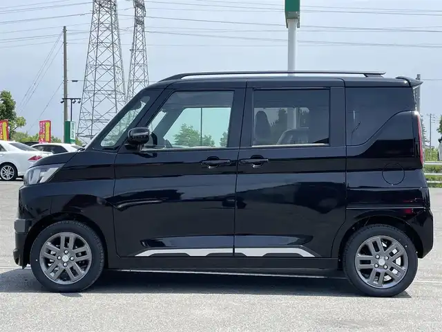 三菱 デリカミニ T プレミアム 道央・札幌 2025(令7)年 0.1万km未満 アメジストブラック ４WD/ワンオーナー/純正ディスプレイオーディオ/AM/FM/BT/MI-PILOT/衝突被害軽減ブレーキ/横滑り防止装置/レーダークルーズコントロール/ダウンヒルアシストコントロール/レーンキープアシスト/クリアランスソナー/マルチアラウンドモニター/デジタルインナーミラー/アイドリングストップ/両側パワースライドドア/前席シートヒーター/ハーフレザーシート/革巻きステアリング/ステアリングリモコン/パドルシフト/ハンドルヒーター/電動パーキング/オートブレーキホールド/プッシュスタート/スマートキー/LEDヘッドライト/オートライト/フォグランプ/ヘッドライトレベライザー/電動格納ミラー/ウィンカーミラー/スペアキー