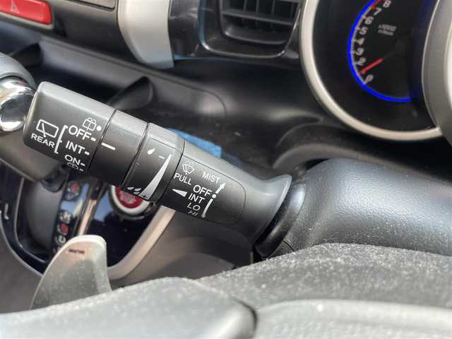 ホンダ Ｎ ＢＯＸ カスタム G ターボパッケージ 三重県 2012(平24)年 12.4万km クリスタルブラックパール 登録時124082km/Strade７インチSDナビ/フルセグ・CD/DVD・HDD・SD・Bluetooth・AM/FM/両側パワースライドドア/パドルシフト/クルーズコントロール/アイドリングストップ/バックカメラ/AUTOライト/革巻きステアリング/ETC/純正フロアマット/純正１５インチアルミホイール/スマートキー/プッシュスタート/スペアキー