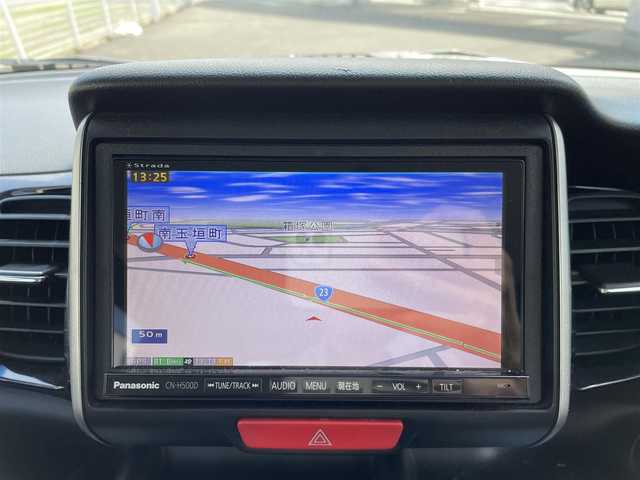 ホンダ Ｎ ＢＯＸ カスタム G ターボパッケージ 三重県 2012(平24)年 12.4万km クリスタルブラックパール 登録時124082km/Strade７インチSDナビ/フルセグ・CD/DVD・HDD・SD・Bluetooth・AM/FM/両側パワースライドドア/パドルシフト/クルーズコントロール/アイドリングストップ/バックカメラ/AUTOライト/革巻きステアリング/ETC/純正フロアマット/純正１５インチアルミホイール/スマートキー/プッシュスタート/スペアキー