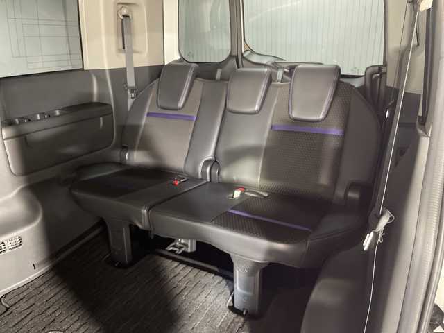 ホンダ ステップワゴン スパーダ eHEV G EXホンダS 神奈川県 2020(令2)年 6.8万km プラチナホワイトパール 純正10型メモリナビゲーション【VXM-207Wi】/フルセグ　CD　Bluetooth　HDMI　USB　SD　Applecarplay　/純正後席フリップダウンモニター/バックカメラ/両側電動スライドドア/ブラックスタイル/ホンダセンシング/アダブティブクルーズコントロール/CMBS衝突軽減ブレーキ/誤発進抑制機能/LKAS車線維持支援システム/標識認識機能/先行車発進お知らせ機能/歩行者事故低減ステアリング/路外逸脱抑制機能/アイドリングストップ/革巻きステアリング/合皮コンビレザーシート/前席シートヒーター/純正前方ドライブレコーダー/純正ビルトインETC/シートリフター/ECON/プッシュスタート/スマートキー/LEDヘッドライト/LEDフロントフォグランプ/オートライト/純正16インチアルミホイール/純正サイド/リアスポイラー/電動パーキングブレーキ/ブレーキオートホールド/電格ウインカーミラー/スペアキー