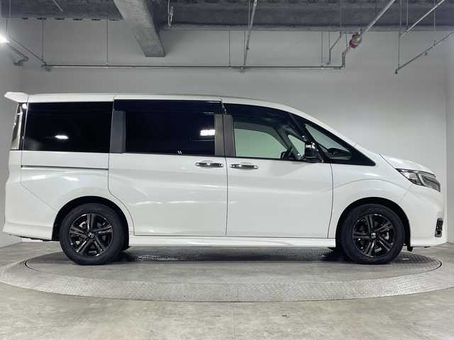 ホンダ ステップワゴン スパーダ eHEV G EXホンダS 神奈川県 2020(令2)年 6.8万km プラチナホワイトパール 純正10型メモリナビゲーション【VXM-207Wi】/フルセグ　CD　Bluetooth　HDMI　USB　SD　Applecarplay　/純正後席フリップダウンモニター/バックカメラ/両側電動スライドドア/ブラックスタイル/ホンダセンシング/アダブティブクルーズコントロール/CMBS衝突軽減ブレーキ/誤発進抑制機能/LKAS車線維持支援システム/標識認識機能/先行車発進お知らせ機能/歩行者事故低減ステアリング/路外逸脱抑制機能/アイドリングストップ/革巻きステアリング/合皮コンビレザーシート/前席シートヒーター/純正前方ドライブレコーダー/純正ビルトインETC/シートリフター/ECON/プッシュスタート/スマートキー/LEDヘッドライト/LEDフロントフォグランプ/オートライト/純正16インチアルミホイール/純正サイド/リアスポイラー/電動パーキングブレーキ/ブレーキオートホールド/電格ウインカーミラー/スペアキー