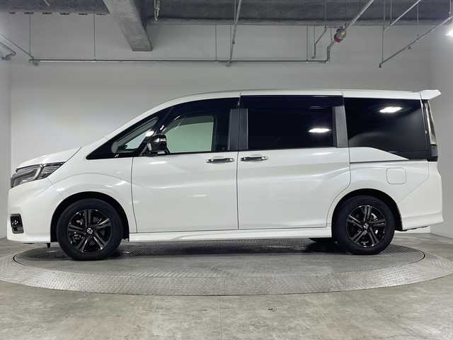 ホンダ ステップワゴン スパーダ eHEV G EXホンダS 神奈川県 2020(令2)年 6.8万km プラチナホワイトパール 純正10型メモリナビゲーション【VXM-207Wi】/フルセグ　CD　Bluetooth　HDMI　USB　SD　Applecarplay　/純正後席フリップダウンモニター/バックカメラ/両側電動スライドドア/ブラックスタイル/ホンダセンシング/アダブティブクルーズコントロール/CMBS衝突軽減ブレーキ/誤発進抑制機能/LKAS車線維持支援システム/標識認識機能/先行車発進お知らせ機能/歩行者事故低減ステアリング/路外逸脱抑制機能/アイドリングストップ/革巻きステアリング/合皮コンビレザーシート/前席シートヒーター/純正前方ドライブレコーダー/純正ビルトインETC/シートリフター/ECON/プッシュスタート/スマートキー/LEDヘッドライト/LEDフロントフォグランプ/オートライト/純正16インチアルミホイール/純正サイド/リアスポイラー/電動パーキングブレーキ/ブレーキオートホールド/電格ウインカーミラー/スペアキー