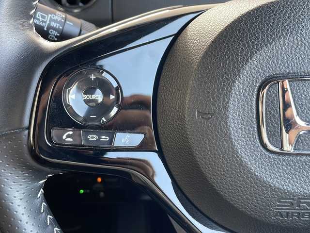 ホンダ Ｎ ＢＯＸ カスタム L ターボ 東京都 2023(令5)年 0.6万km メテオロイドグレーメタリック Gathersナビ　型式：LXU-237NBi/【Bluetooth/TV/DVD/CD/SD】/バックカメラ/ETC/衝突軽減ブレーキ/レーンキープアシスト/クリアランスソナー/レーダークルーズコントロール/電動パーキングブレーキ/両側パワースライドドア/D/N席シートヒーター/プッシュスタート/スマートキー×2/パドルシフト/LEDオートライト